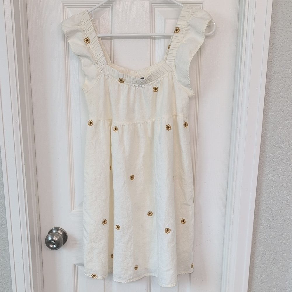 Wild Fable Cream Top with Gold Accents